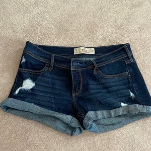 Hollister midi short.